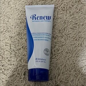 Renew Intensive Skin Therapy Moisturizer - Blue and White